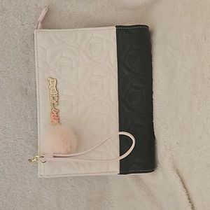 Betsy Johnson Black and White Clutch